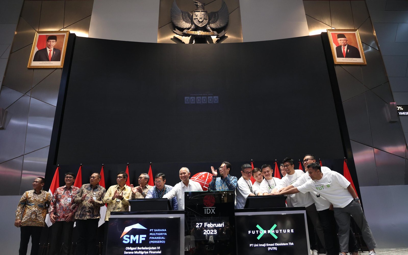 Pencatatan Perdana Saham dan Obligasi Sarana Multigriya Finansial