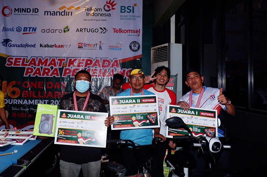 Rohman dan Jessica Raih Juara 16th One Day Billiard Tournament 2023