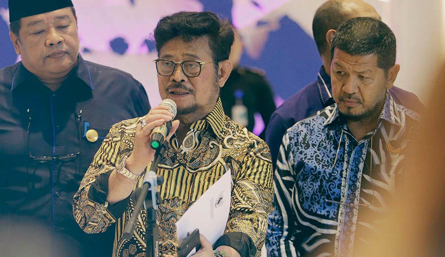 Menteri Pertanian Beri Keterangan