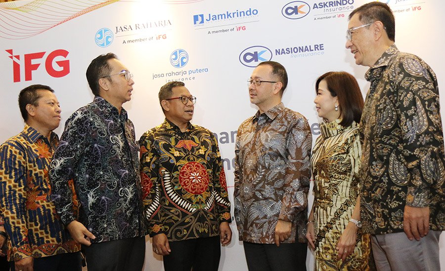 Bank Mega Perkuat Kerja Sama Jasa Layanan Perbankan