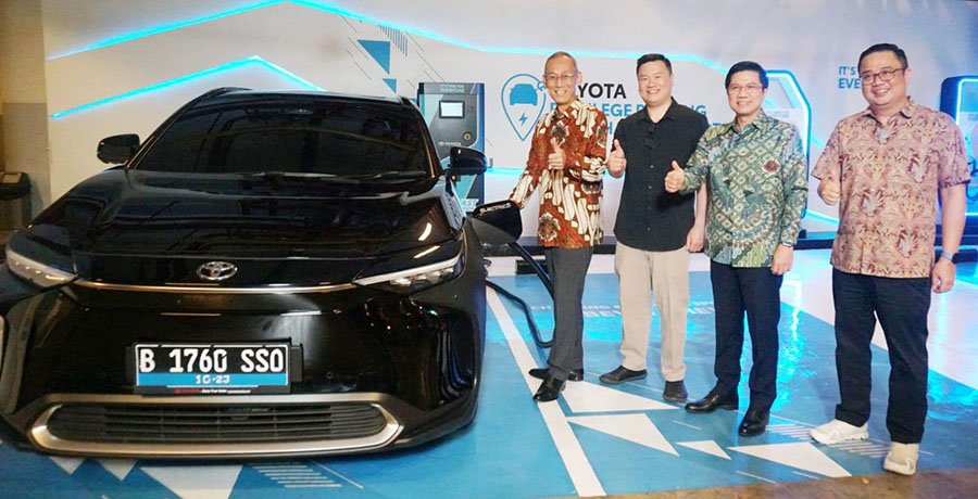 TAM Hadirkan Privilege Parking dan Charging Station Pertama untuk EV Toyota di Mall