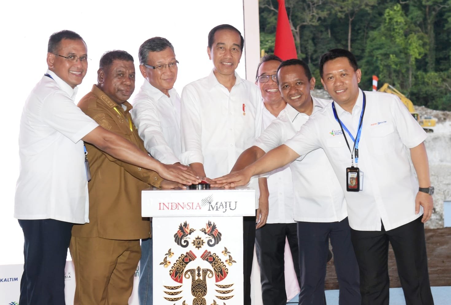 Jokowi Resmikan Kawasan Industri Pupuk
