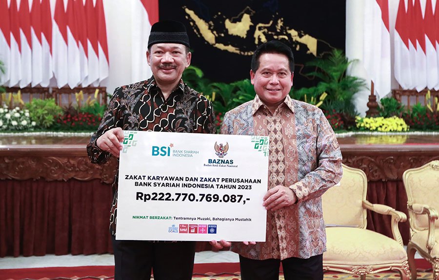 Perkuat Ekonomi Umat, BSI Serahkan Zakat Lebih dari Rp222 Miliar