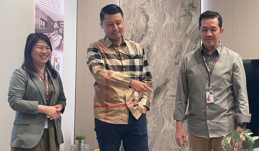 HUT Collection by VIVERE ke-21 dan HUT IDEMU ke-5