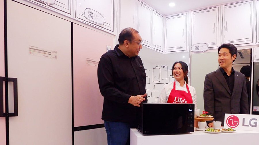 LG Electronics Perkenalkan LG Microwave LG NeoChef&trade; Slim MS2032GAS