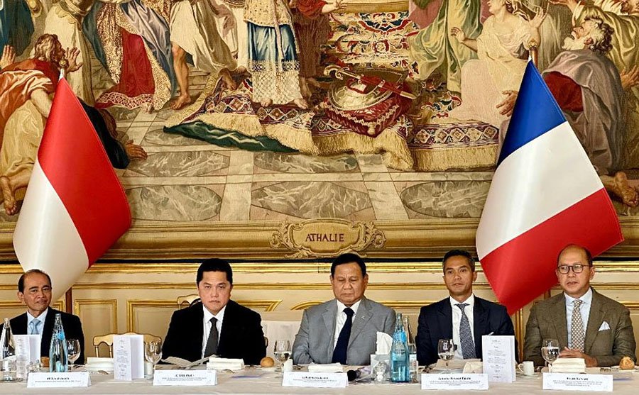 Prabowo Pimpin Business Meeting di Perancis