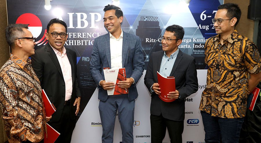 Diskusi Dampak Kecerdasan Buatan (AI) dan Transformasi Digital bagi Berbagai Industri di Asia Tenggara