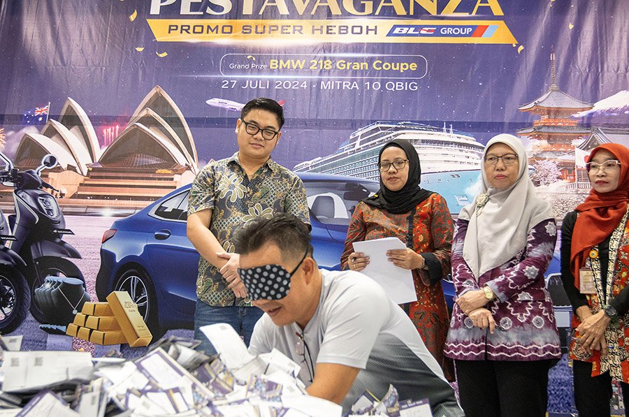 Onassis Kocok Undian Grand Prize Pestavaganza 1 Unit BMW 218 Grand Coupe