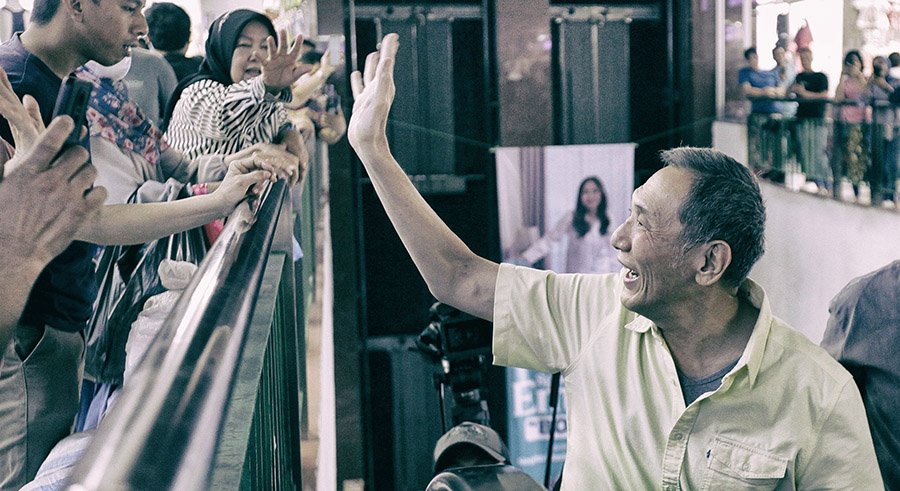 Jelang Pilkada Jakarta, Pengusaha Jusuf Hamka Sambangi Pasar Tanah Abang