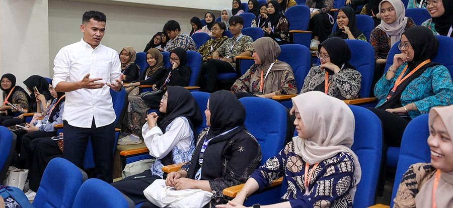 Bank Jago Gelar Diskusi Pengeloaan Keuangan Untuk Mahasiswa