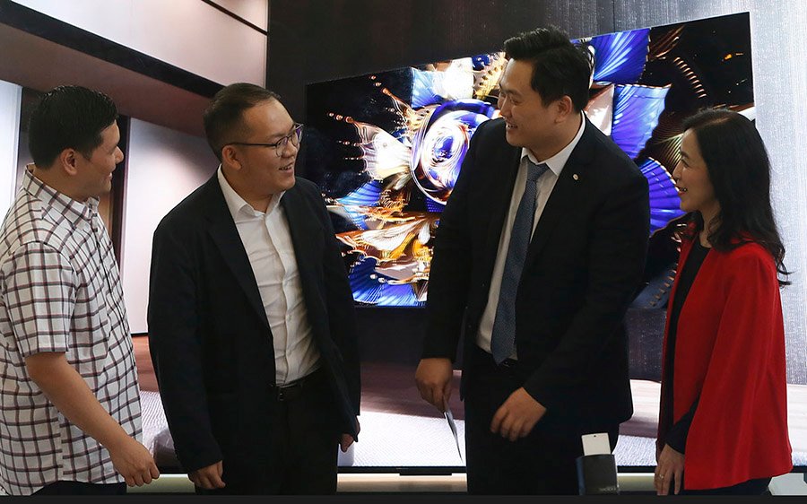 TV QD-Mini LED Terbesar Diluncurkan