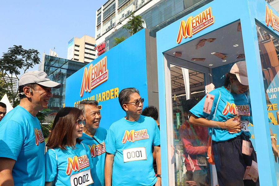 Bank Mega Gelar Fun Walk 5K Like A Billionaire