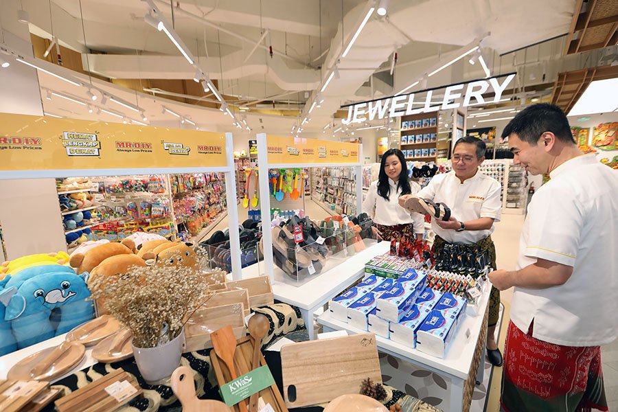 MR D.I.Y. Indonesia Resmikan Toko Ke-1.000