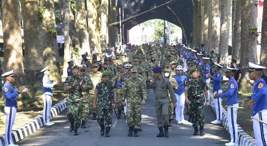 Wagub Bang Doel Ikuti Retret di Akademi Militer