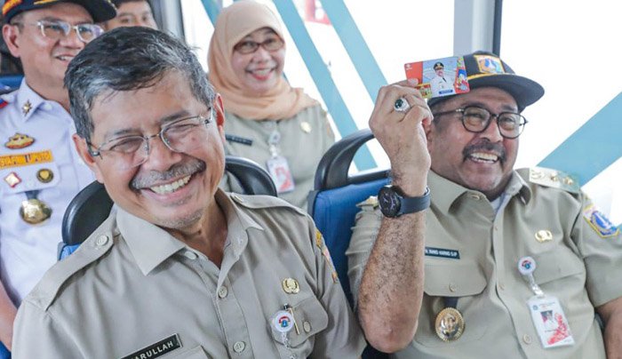 Wagub Bang Doel “Ngaku” Nyaman Naik Transportasi Umum