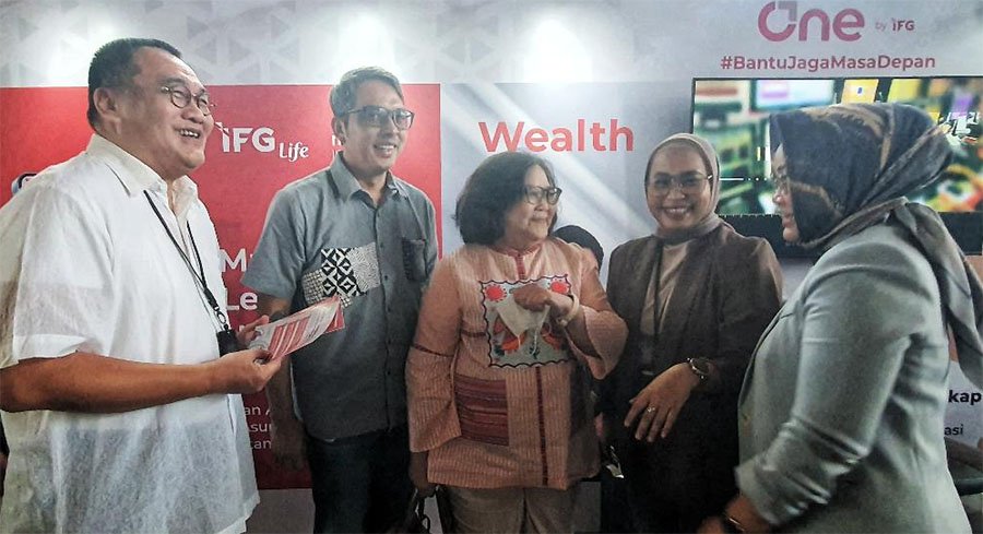 Jelang Libur Lebaran IFG Gelar Insurance Exhibition