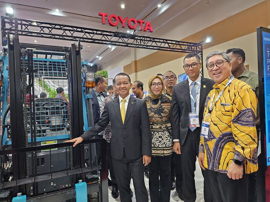 Toyota Indonesia Hadirkan Mobil Berbahan Bakar Hidrogen di GHESE 2025