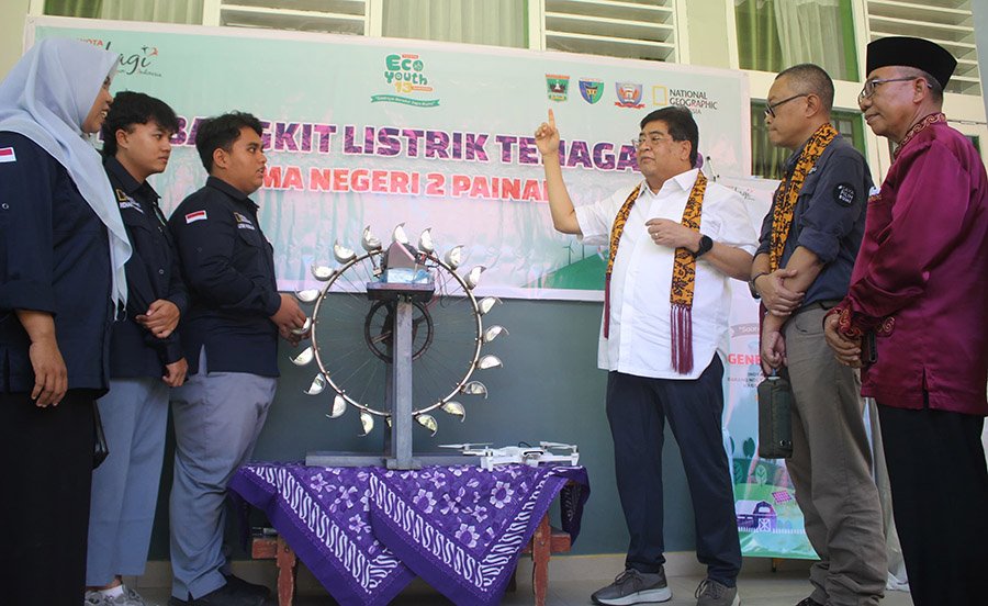 TMMIN Sambangi Sekolah Dalam Rangka Genba TEY ke-13 Toyota Indonesia