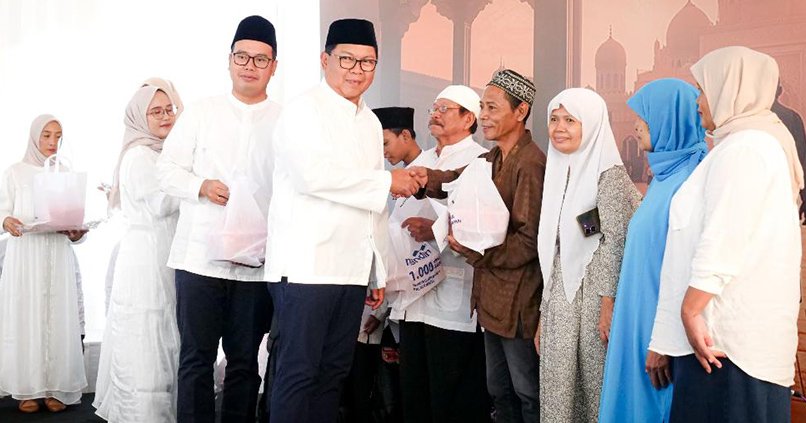 Bank Mandiri Serahkan Bingkisan dan Santunan Idul Adha 1446 H