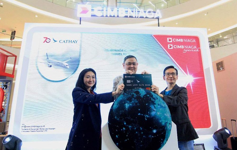 Peluncuran Kartu Kredit Co-Brand CIMB Niaga World Cathay
