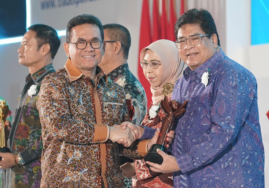 TMMIN Raih Primaniyarta Lifetime Achievement Award