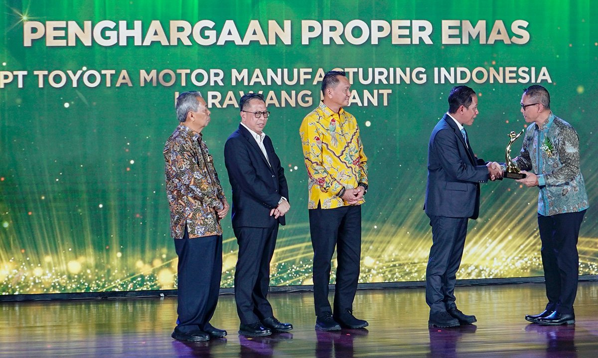 Pabrik Toyota Karawang 1 dan 2  Kembali Peroleh Peringkat Emas di PROPER 2026