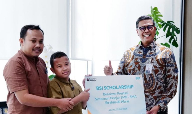  Bank BSI Berikan Beasiswa Dalam Rangka Hari Anak Nasional 2026