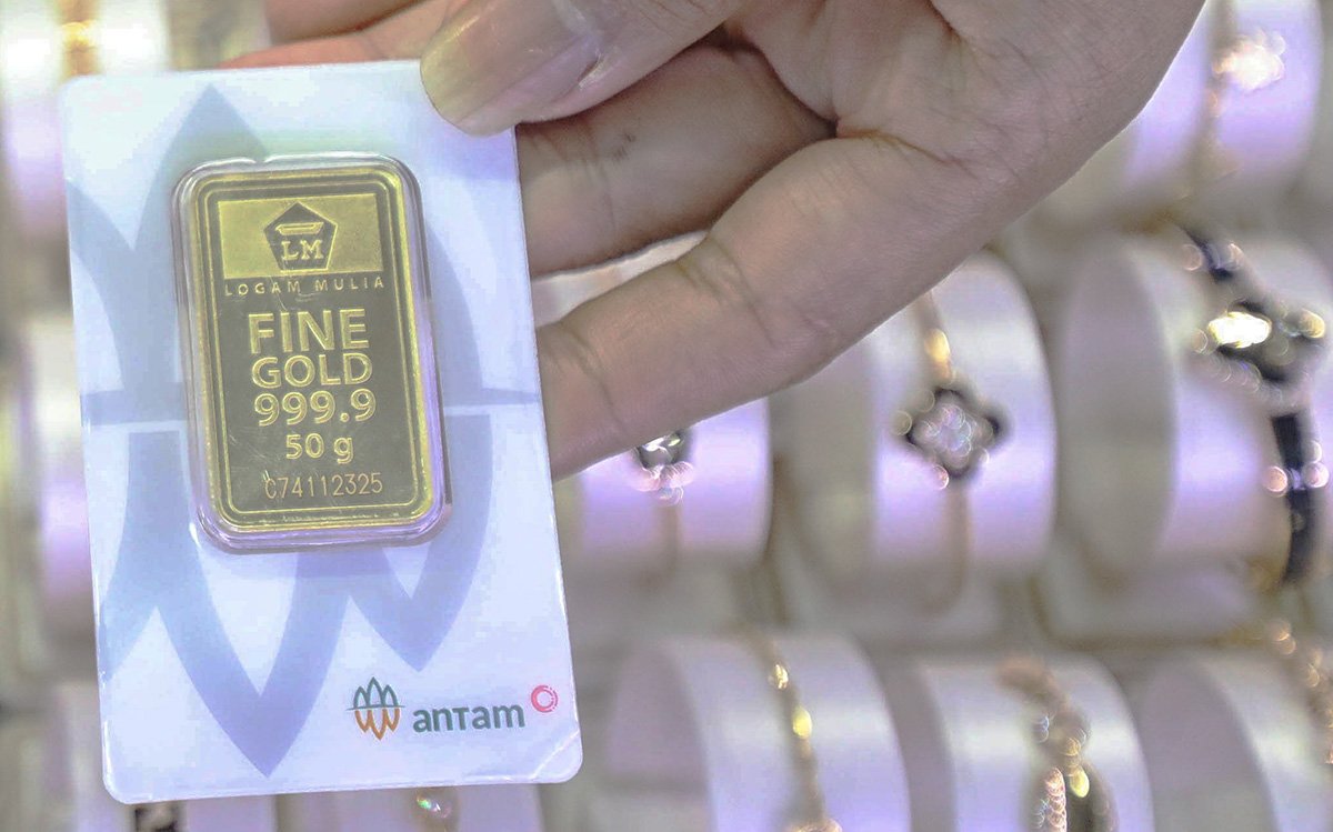 Harga Emas Masih Berkilau, Laba Bersih Antam Melesat 46%