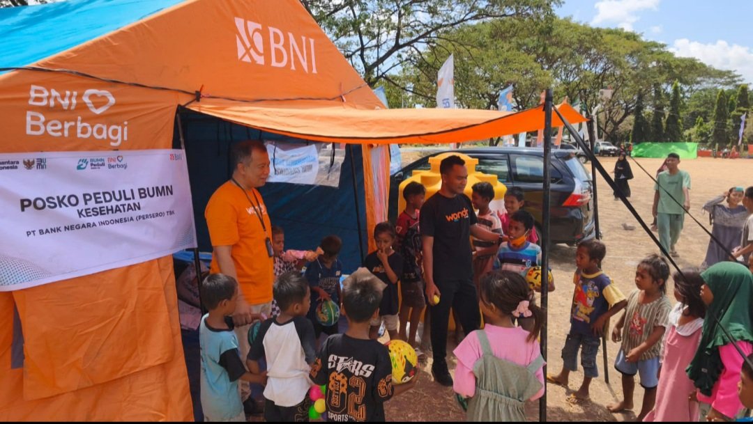 BNI Hadirkan Layanan Kesehatan dan Trauma Healing bagi Masyarakat Terdampak Bencana NTT
