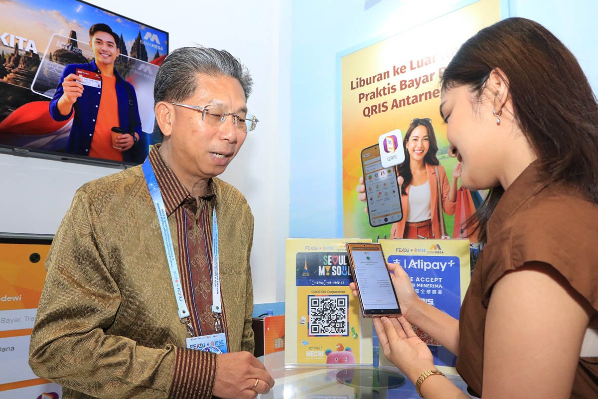 Bank Mega Mendukung Transaksi Pembayaran QRIS Cross Border dan KKI Melalui M-Smile