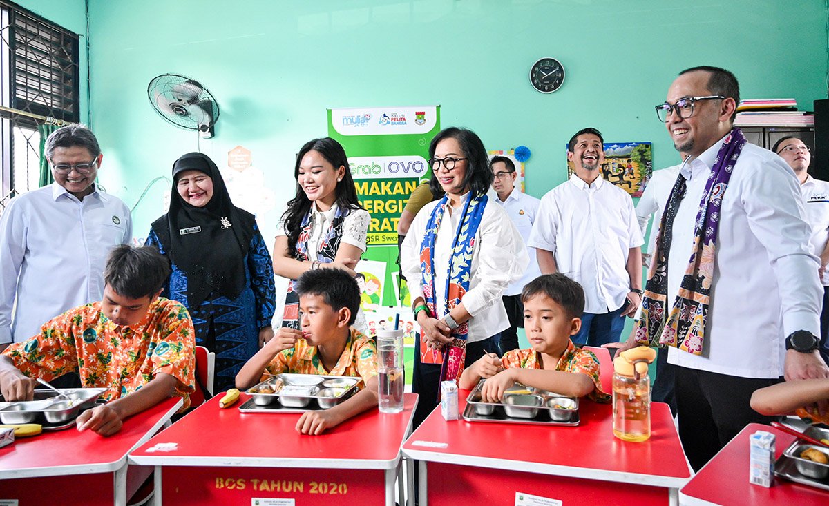 Grab – OVO Implementasikan Program MBG Berbasis CSR Swasta
