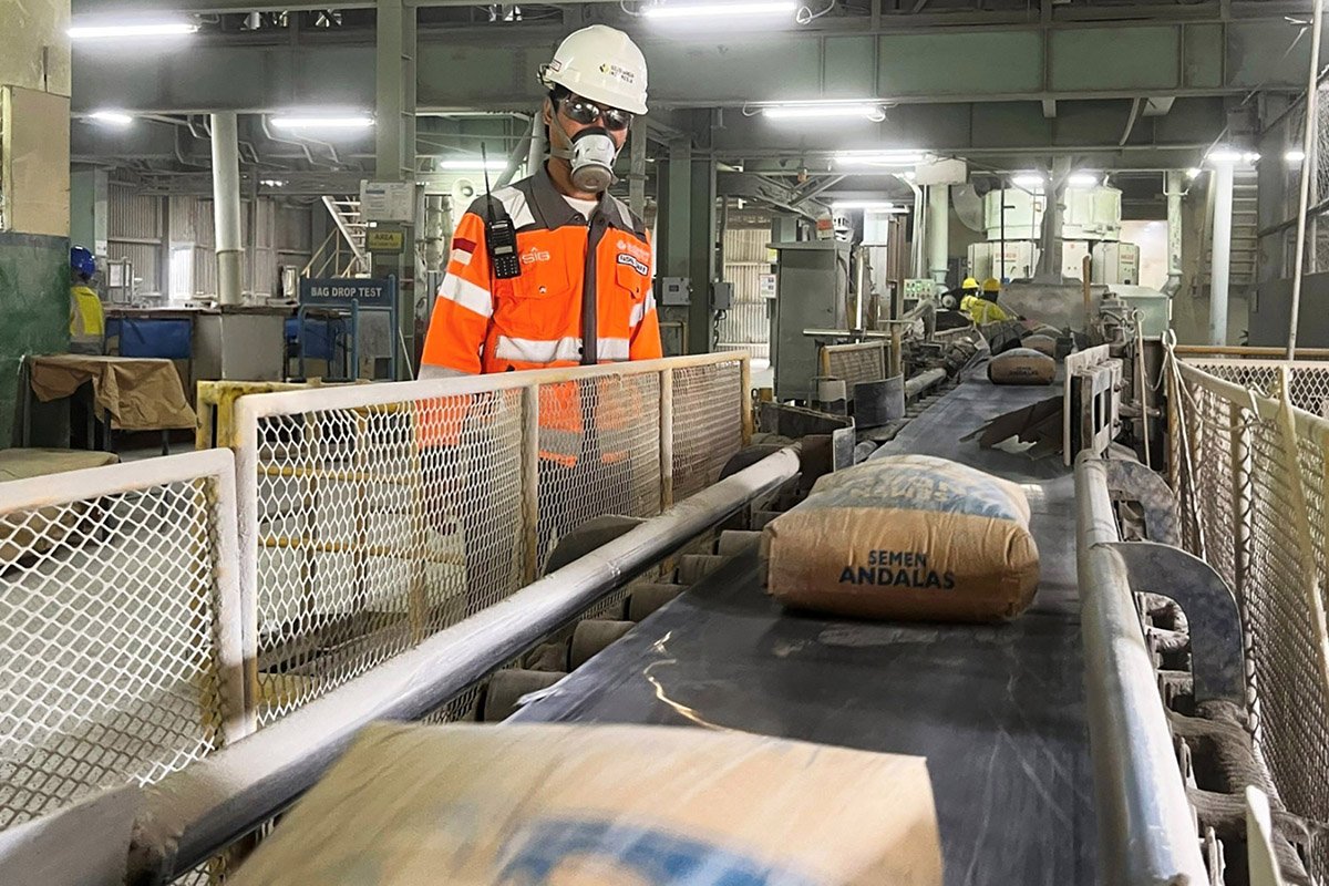  Semen Indonesia Tingkatkan Kapasitas Produksi