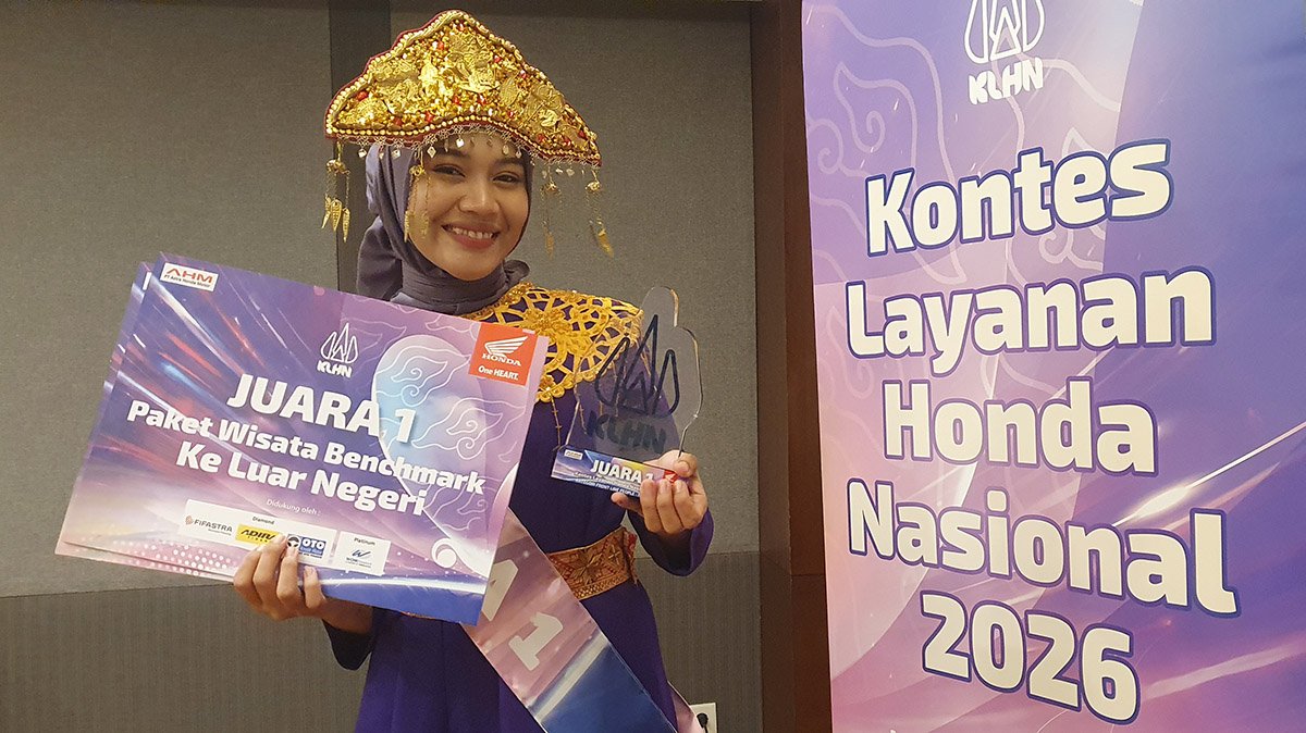 Desy Fitriani Juara 1 Front Line People (Non-Sales) KLHN 2026 Astra Honda Motor