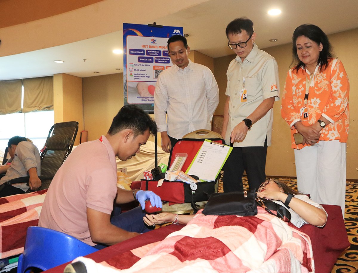 Bank Mega Rayakan HUT ke-57 Dengan Semangat Kebersamaan