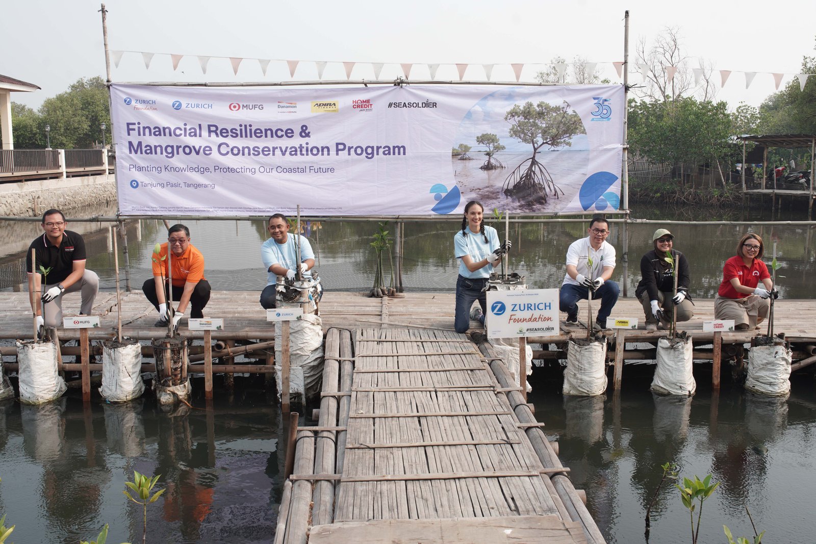 Dukung Pulihkan Ekosistem Pesisir, MUFG Indonesia Tanam 1.000 Mangrove