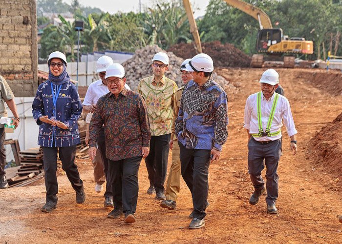 Gubernur Pramono Cek Progress Pembangunan Embung Kebagusan